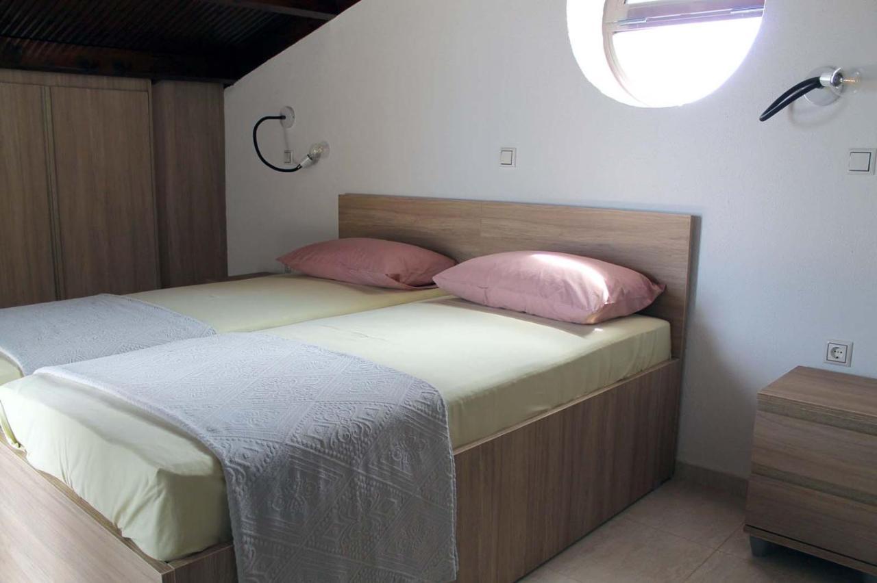4 Bedroom Villa With Pool And Garden Néa Fókaia 外观 照片