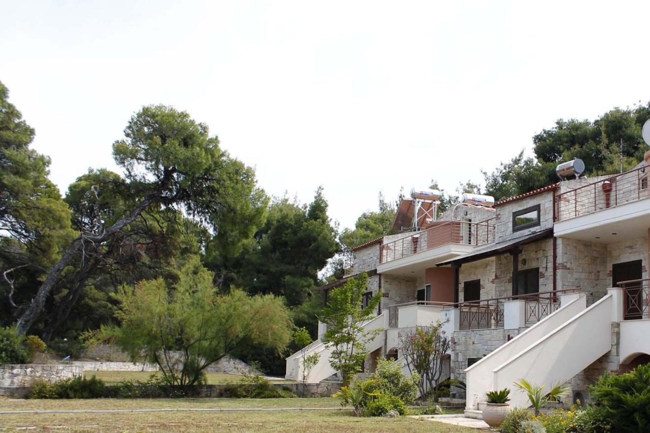 4 Bedroom Villa With Pool And Garden Néa Fókaia 外观 照片